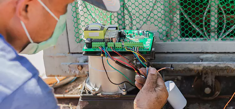 Electric Gate Motor Replacement in Glenvar Heights, FL